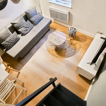 Triplex In The Heart Of Old