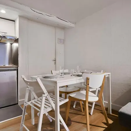 Triplex In The Heart Of Old