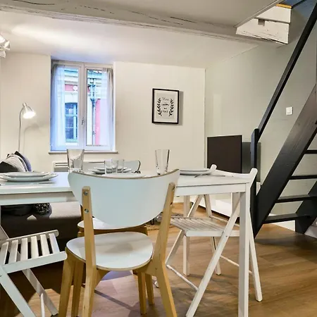 Triplex In The Heart Of Old Apartment *