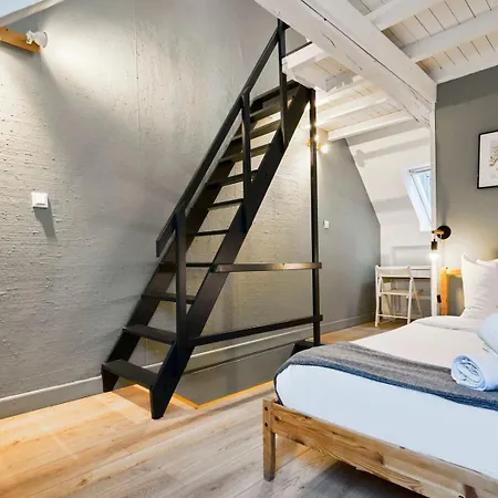 Triplex In The Heart Of Old
