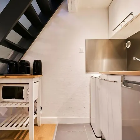 Triplex In The Heart Of Old *
